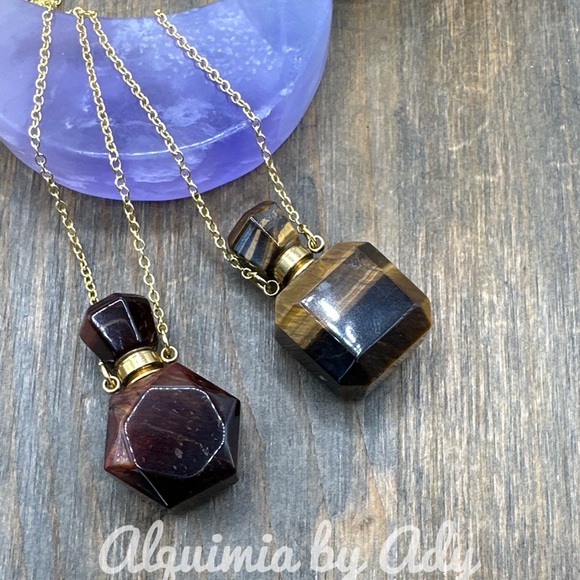 Tiger’s eye perfume bottle pendant in vermeil gold/maximalist - Picture 2 of 5